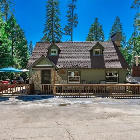 Buckeye Bear'S Den-Ac-Walking Distance To Town Villa